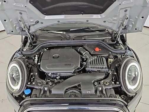 2023 MINI Hardtop Cooper