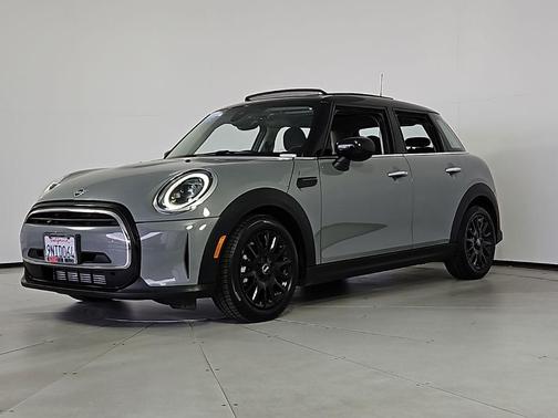 2023 MINI Hardtop Cooper