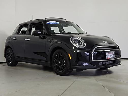 2023 MINI Hardtop Cooper