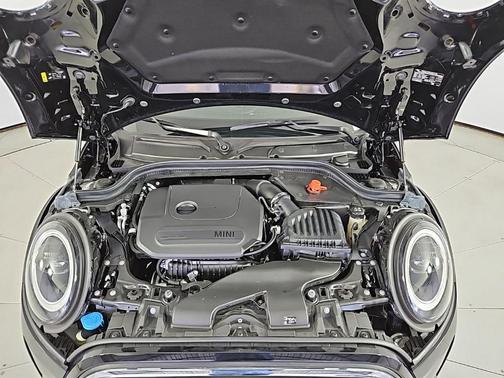 2023 MINI Hardtop Cooper