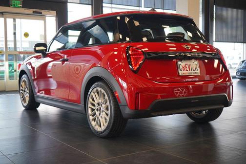 2025 MINI Hardtop Cooper