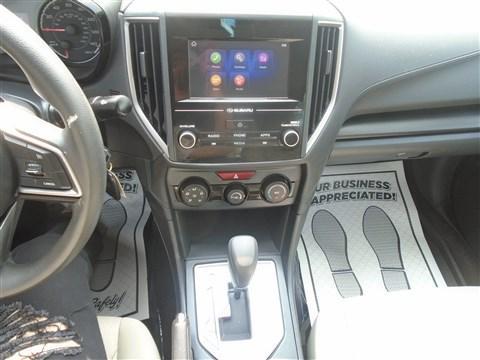 2019 Subaru Impreza 2.0i