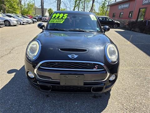 BLACK 2018 MINI Hardtop Cooper S