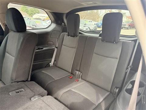 2017 Nissan Pathfinder SV