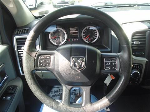 2016 RAM 1500 SLT