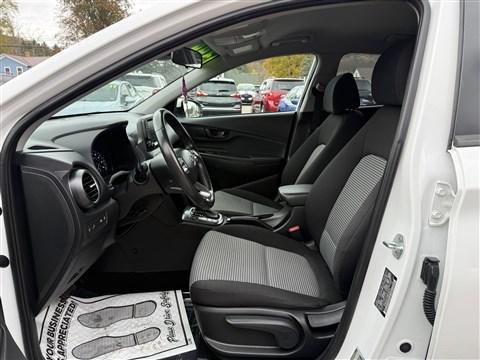 2021 Hyundai KONA SEL