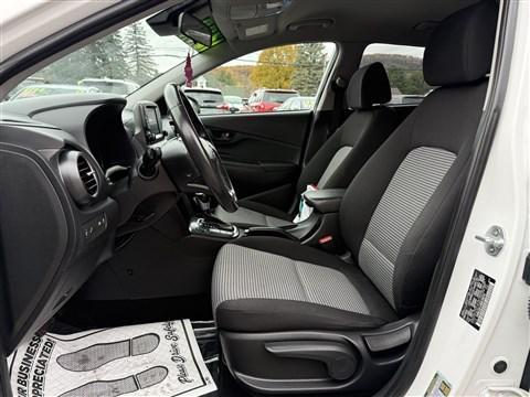 2021 Hyundai KONA SEL