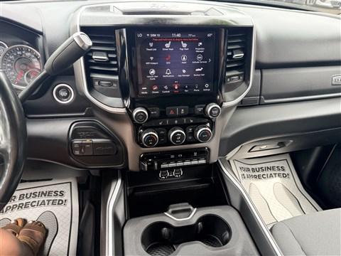 WHITE 2019 RAM 2500 Big Horn Crew Cab 4x4 6'4' Box