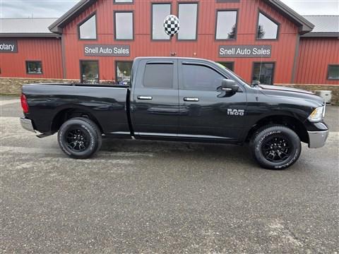 BLACK 2018 RAM 1500 Big Horn