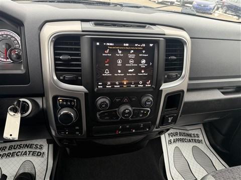 2019 RAM 1500 SLT