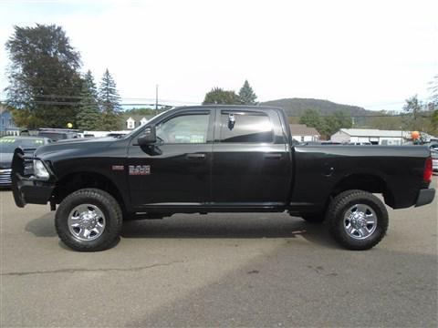 2018 RAM 2500 Tradesman Crew Cab 4x4 6'4' Box
