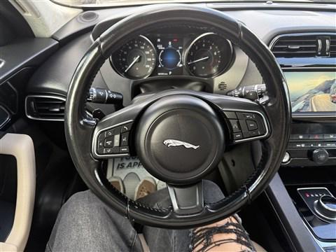 2019 Jaguar F-PACE 25t