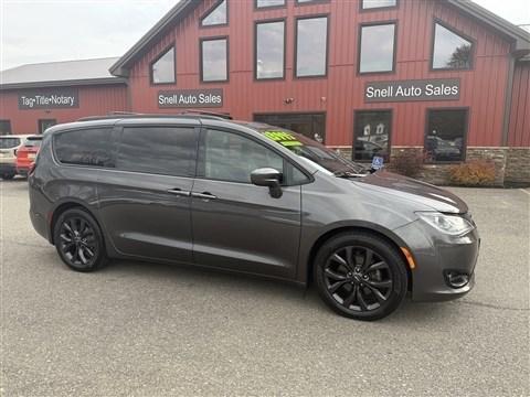 2018 Chrysler Pacifica Touring Plus