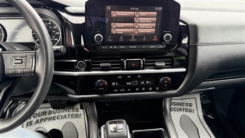 2022 Nissan Pathfinder S 4WD