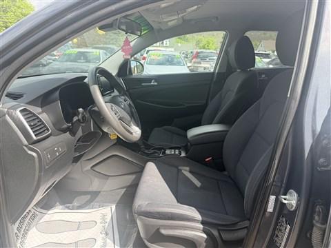 GRAY 2021 Hyundai TUCSON SE