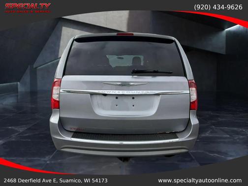 2013 Chrysler Town & Country Touring