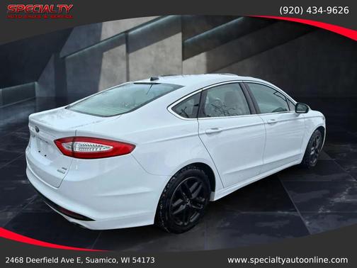 2014 Ford Fusion SE