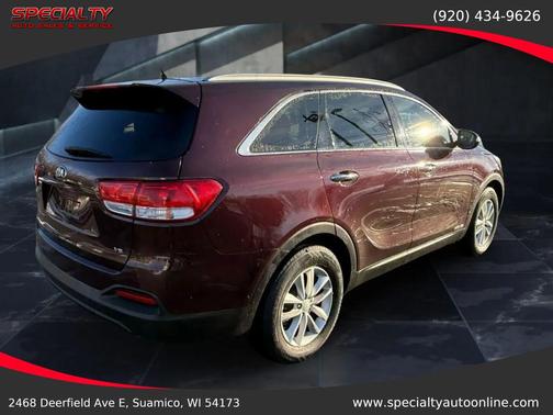 2017 Kia Sorento LX