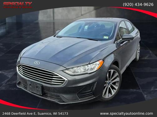 2020 Ford Fusion SE