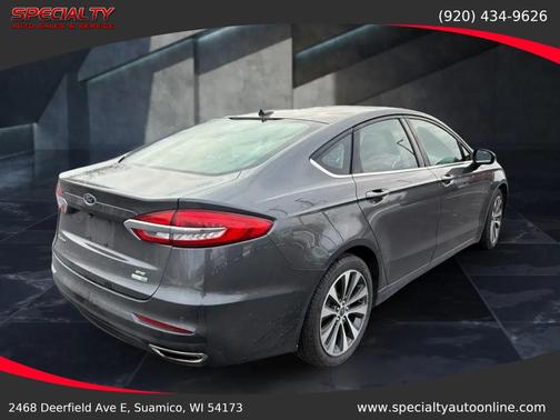2020 Ford Fusion SE
