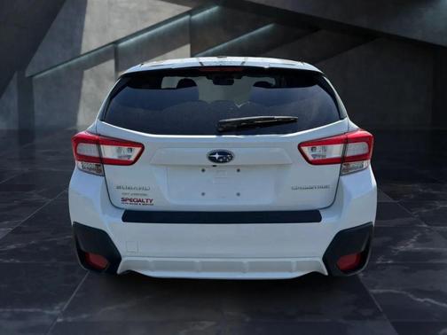 Crystal White Pearl 2018 Subaru Crosstrek 2.0i Premium