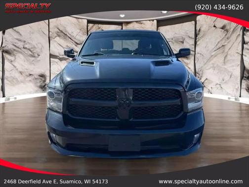 2017 RAM 1500 Night Crew Cab 4x4 5'7' Box