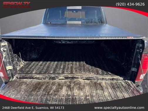 2017 RAM 1500 Night Crew Cab 4x4 5'7' Box
