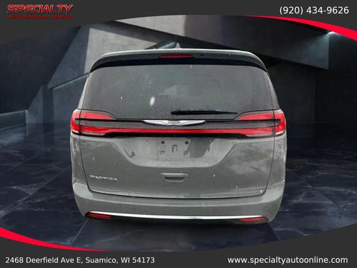 2022 Chrysler Pacifica Touring L