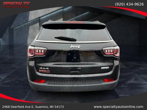 Diamond Black Crystal Pearlcoat 2019 Jeep Compass Latitude