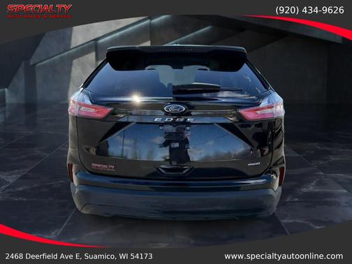 Black Metallic 2022 Ford Edge SE