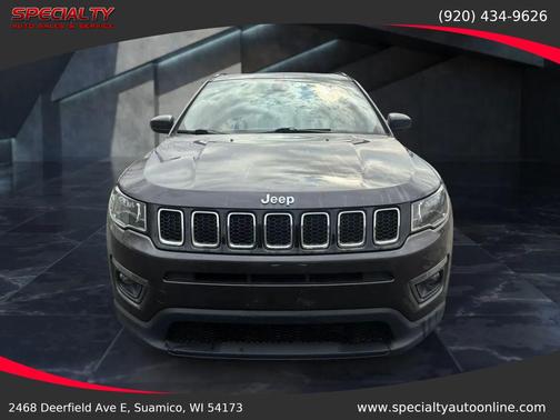Granite Crystal Metallic Clearcoat 2018 Jeep Compass Latitude