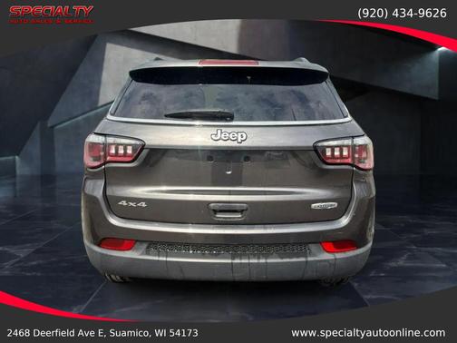 Granite Crystal Metallic Clearcoat 2018 Jeep Compass Latitude