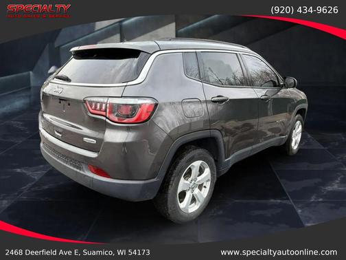 Granite Crystal Metallic Clearcoat 2018 Jeep Compass Latitude