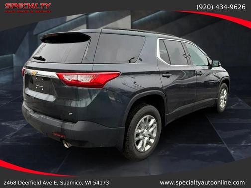 Graphite Metallic 2020 Chevrolet Traverse LT Cloth