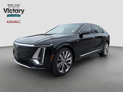 2023 Cadillac LYRIQ Luxury