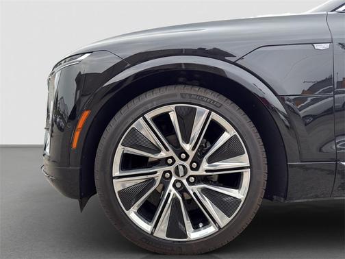 2023 Cadillac LYRIQ Luxury