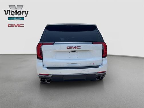 2025 GMC Yukon XL AT4