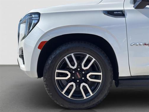 2021 GMC Yukon XL AT4