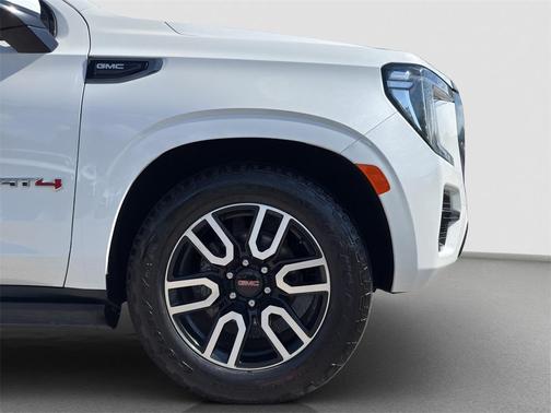 2021 GMC Yukon XL AT4