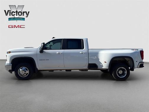 2024 Chevrolet Silverado 3500 LT