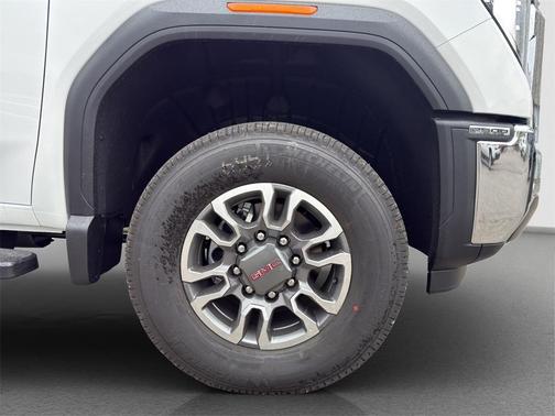 2026 GMC Sierra 2500 SLT