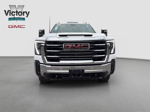 2026 GMC Sierra 2500 SLT