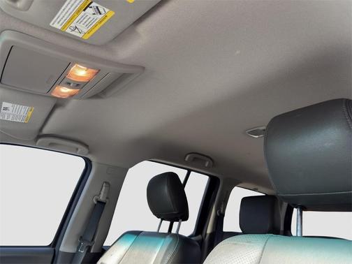 2015 Nissan Xterra S