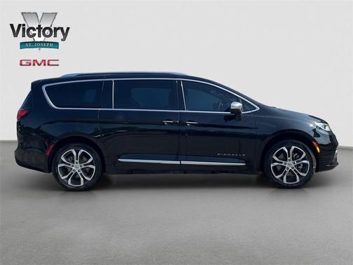 2024 Chrysler Pacifica Pinnacle