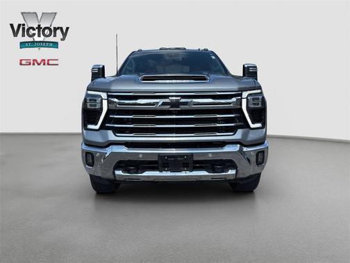 2025 Chevrolet Silverado 3500 LTZ