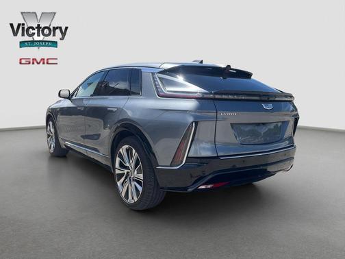2023 Cadillac LYRIQ Luxury