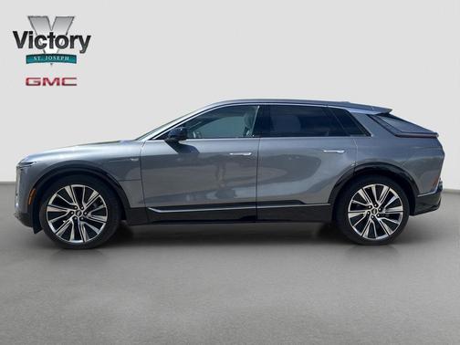 2023 Cadillac LYRIQ Luxury
