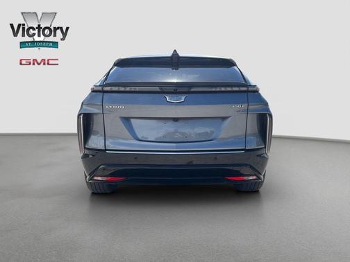 2023 Cadillac LYRIQ Luxury