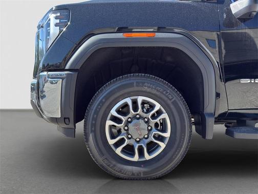 2026 GMC Sierra 3500 SLT