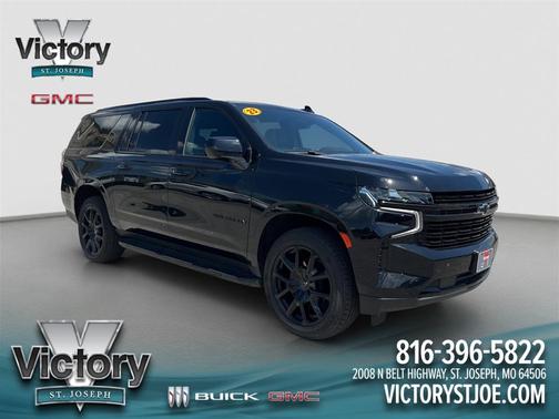 2023 Chevrolet Suburban RST